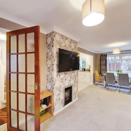 Beautiful Home Close To Town Free Netflix, Wifi 索利赫尔 外观 照片